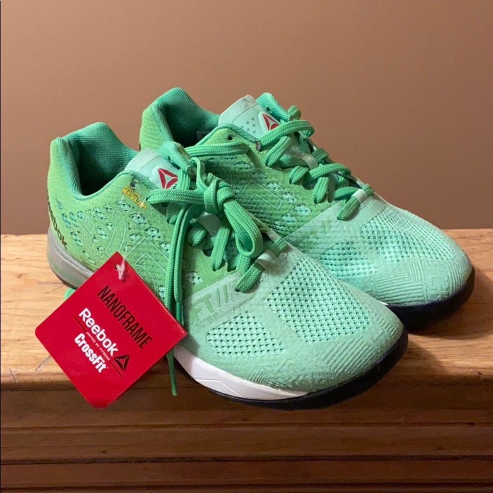 NWT REEBOX NANO 0.5 WOMENS SNEAKER
